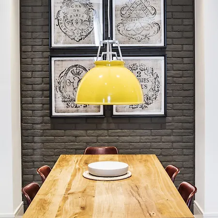 Midtown Apartment