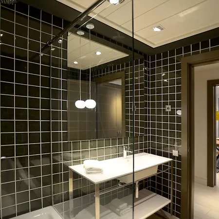 Midtown 4*