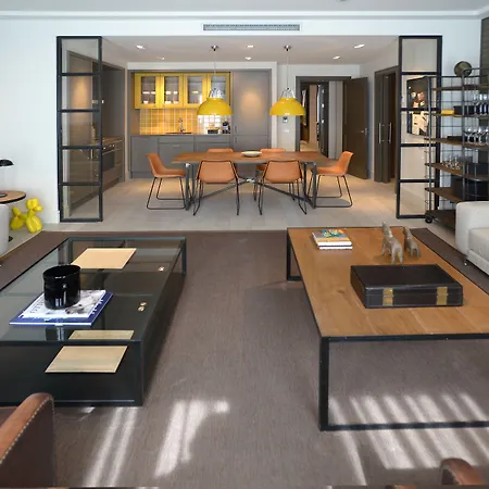 Midtown Apartahotel 4*