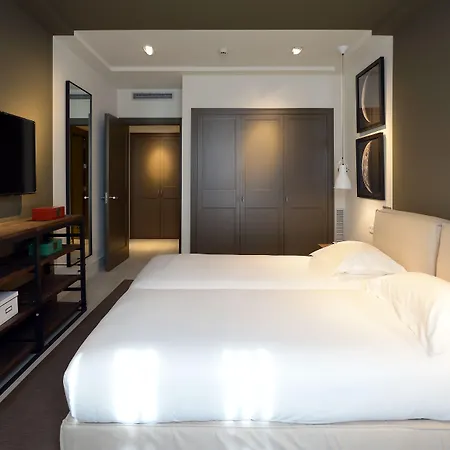 アパートホテル Midtown バルセロナ