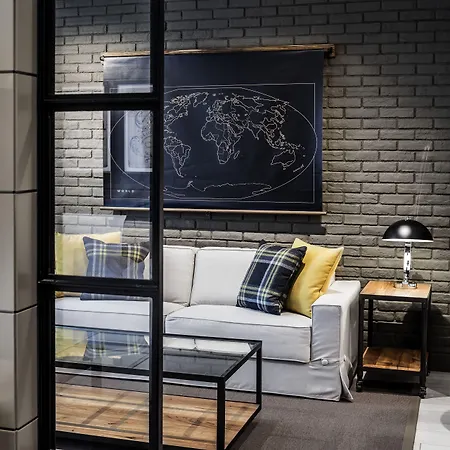 Midtown アパートホテル 4*