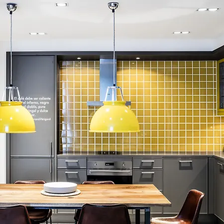 Midtown 4* バルセロナ